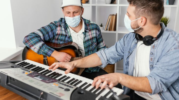 piano lessons dubai